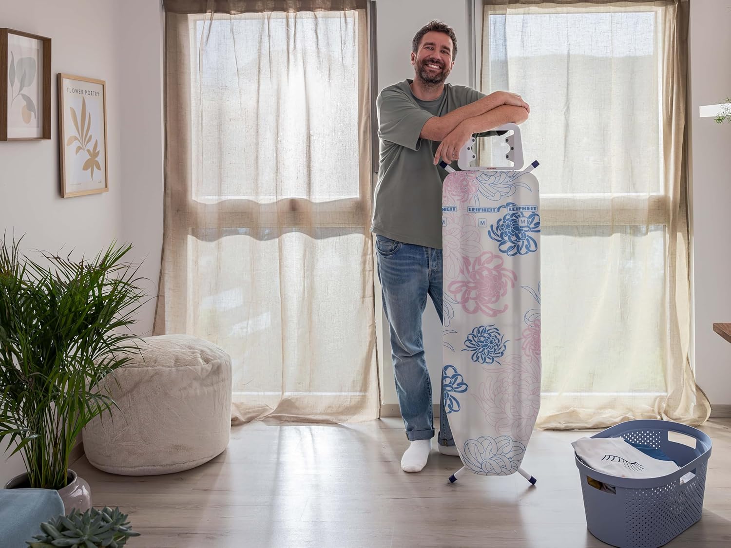 Leifheit Classic M Basic Ironing Board