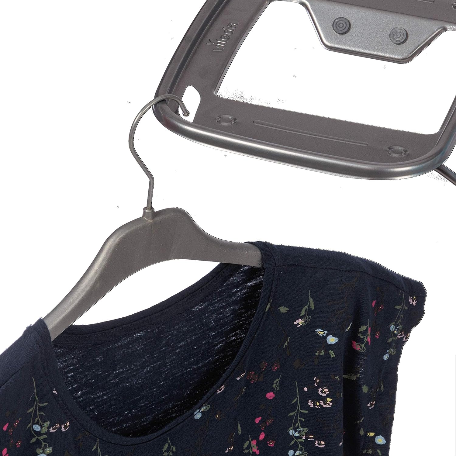 Vileda Ironing Board Star - 120x38x90cm Blue