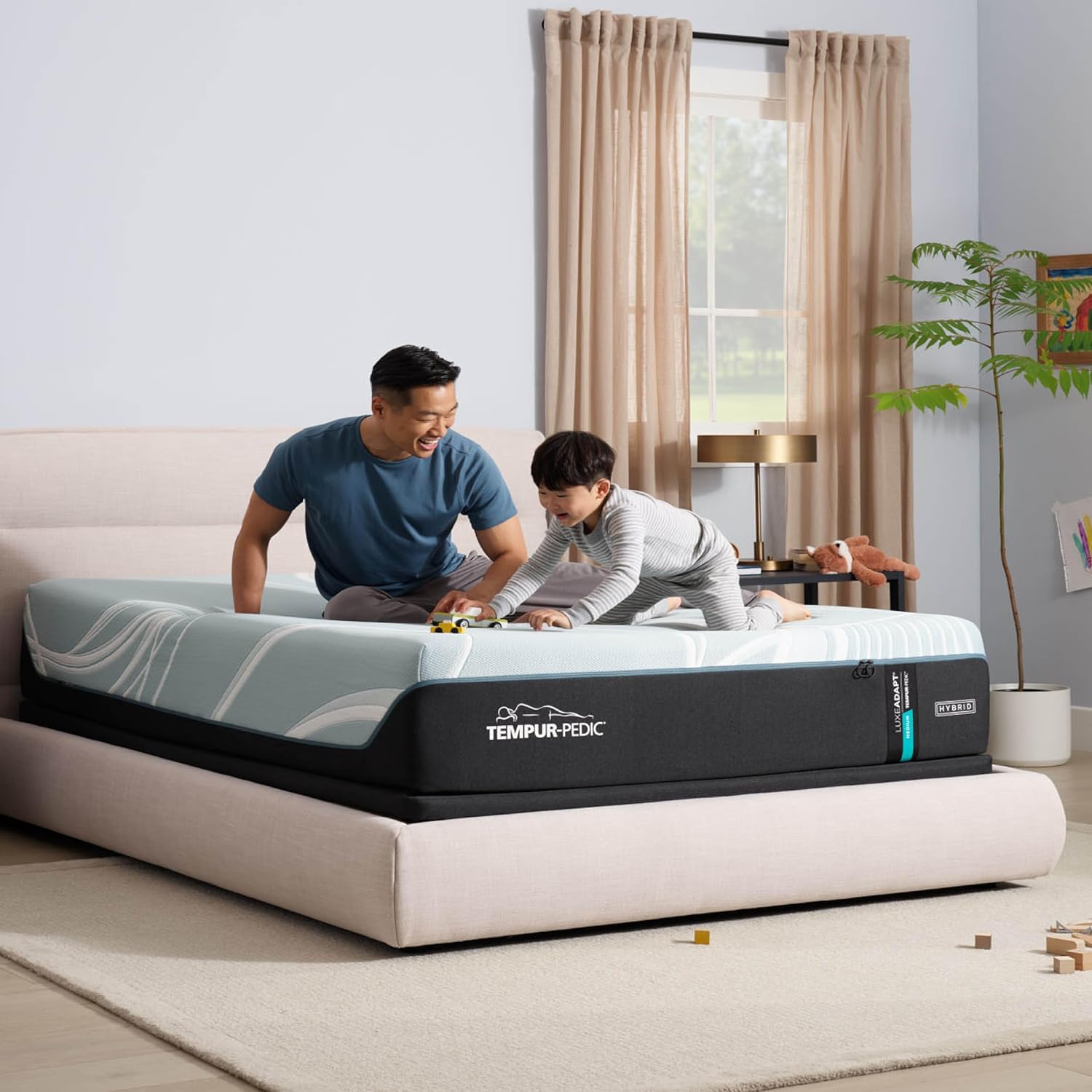 TEMPUR-LuxeAdapt 20 Medium 13 Inch Hybrid Mattress Queen