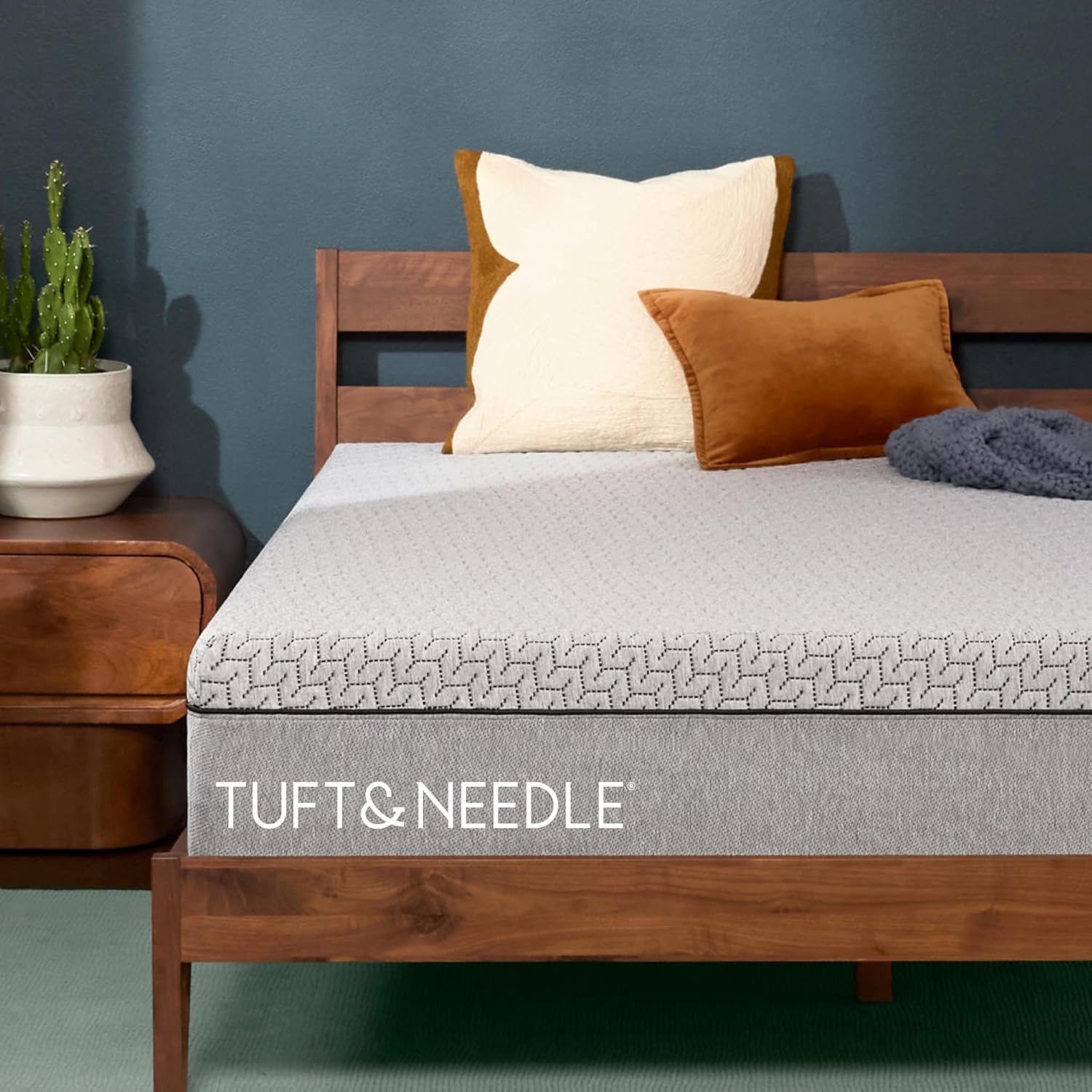 Tuft Needle Mint Medium Plush Gel Foam King Mattress