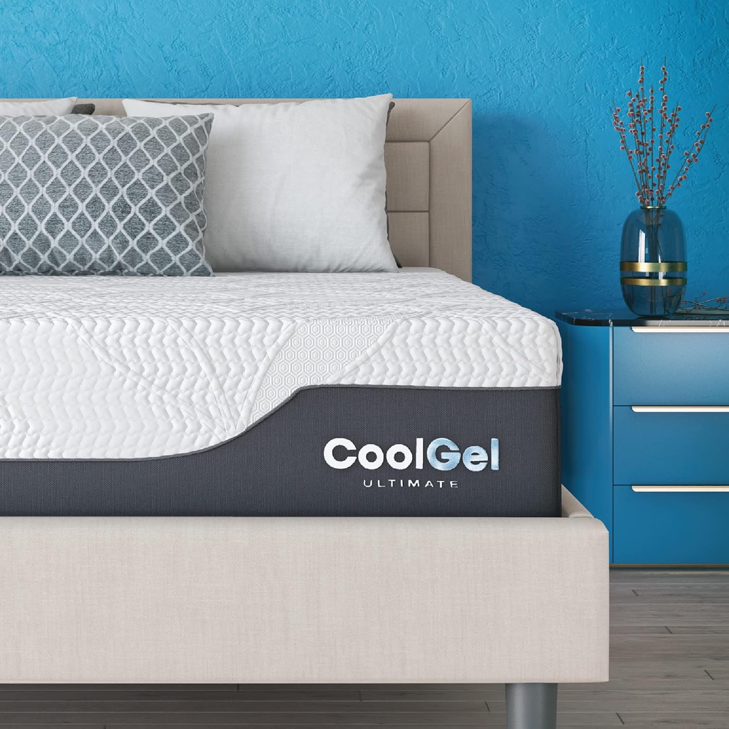 Cool Gel Memory Foam Mattress California King with 2 Pillows